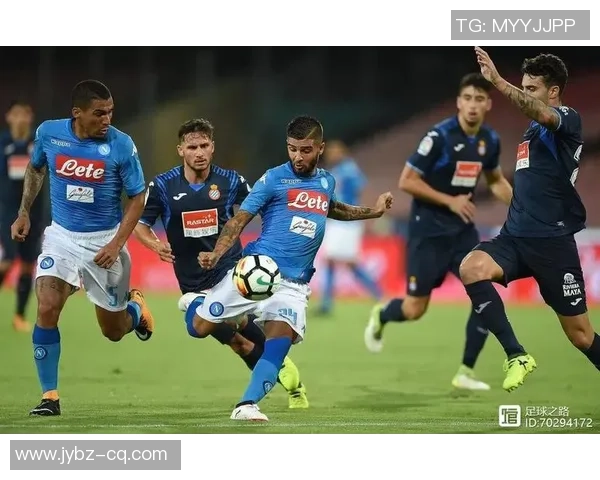 终极足球F2球星是谁揭秘 F2联队背后的传奇人物和精彩瞬间